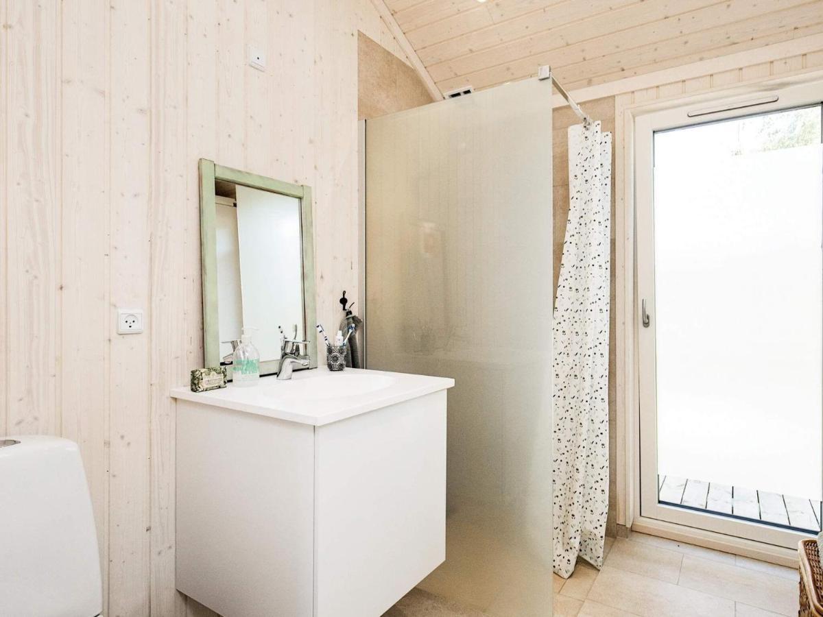 6 Person Holiday Home In Hals Εξωτερικό φωτογραφία